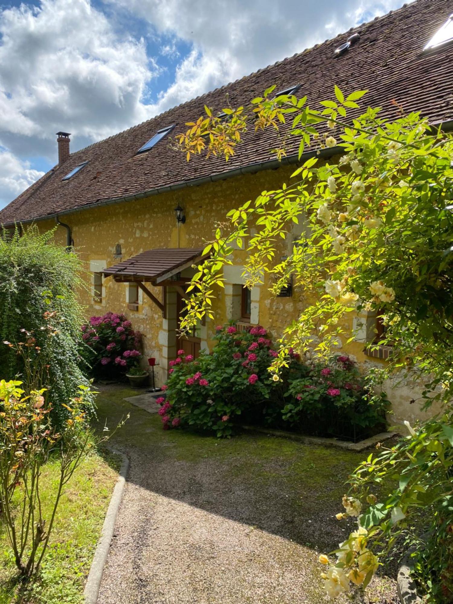 Chambre D'Hotes Du Domaine De La Haute Poignandiere Saint-Germain-de-la-Coudre Екстериор снимка